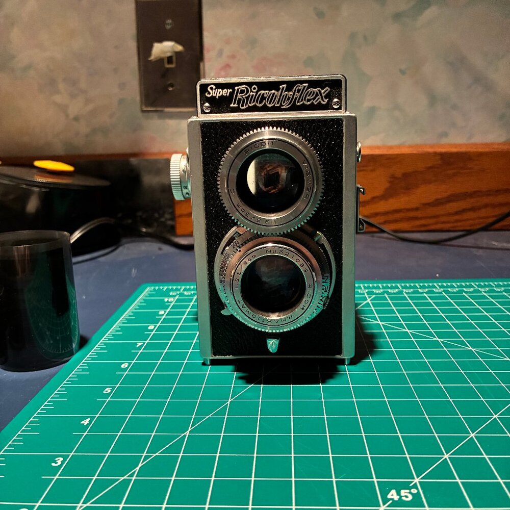 Super RicohFlex and Voigtlander Bessa medium format film cameras